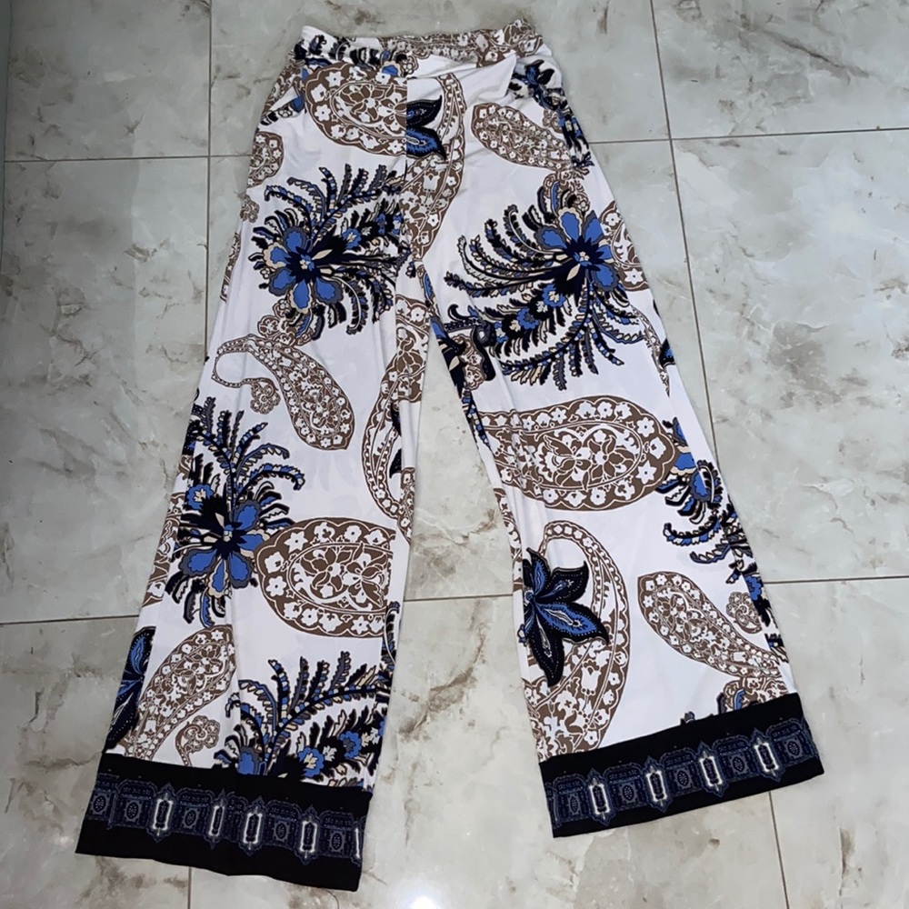Printed pants.